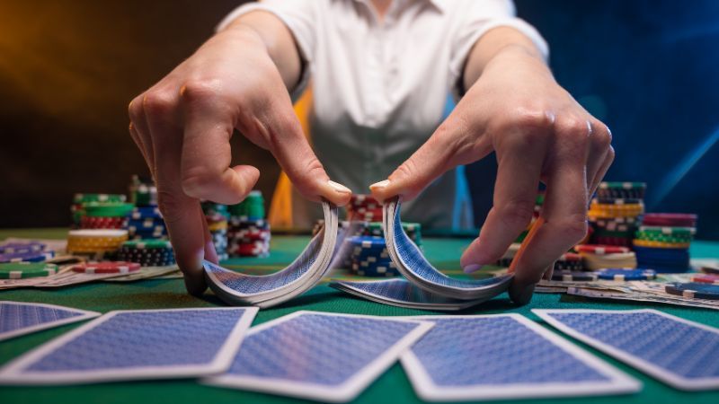 Bí quyết chơi Baccarat - Những điều người chơi cần biết để thắng lớn